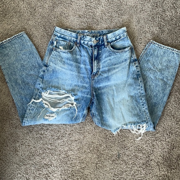 American Eagle Outfitters Denim - American Eagle Acid Washed, Ripped Mom Jean